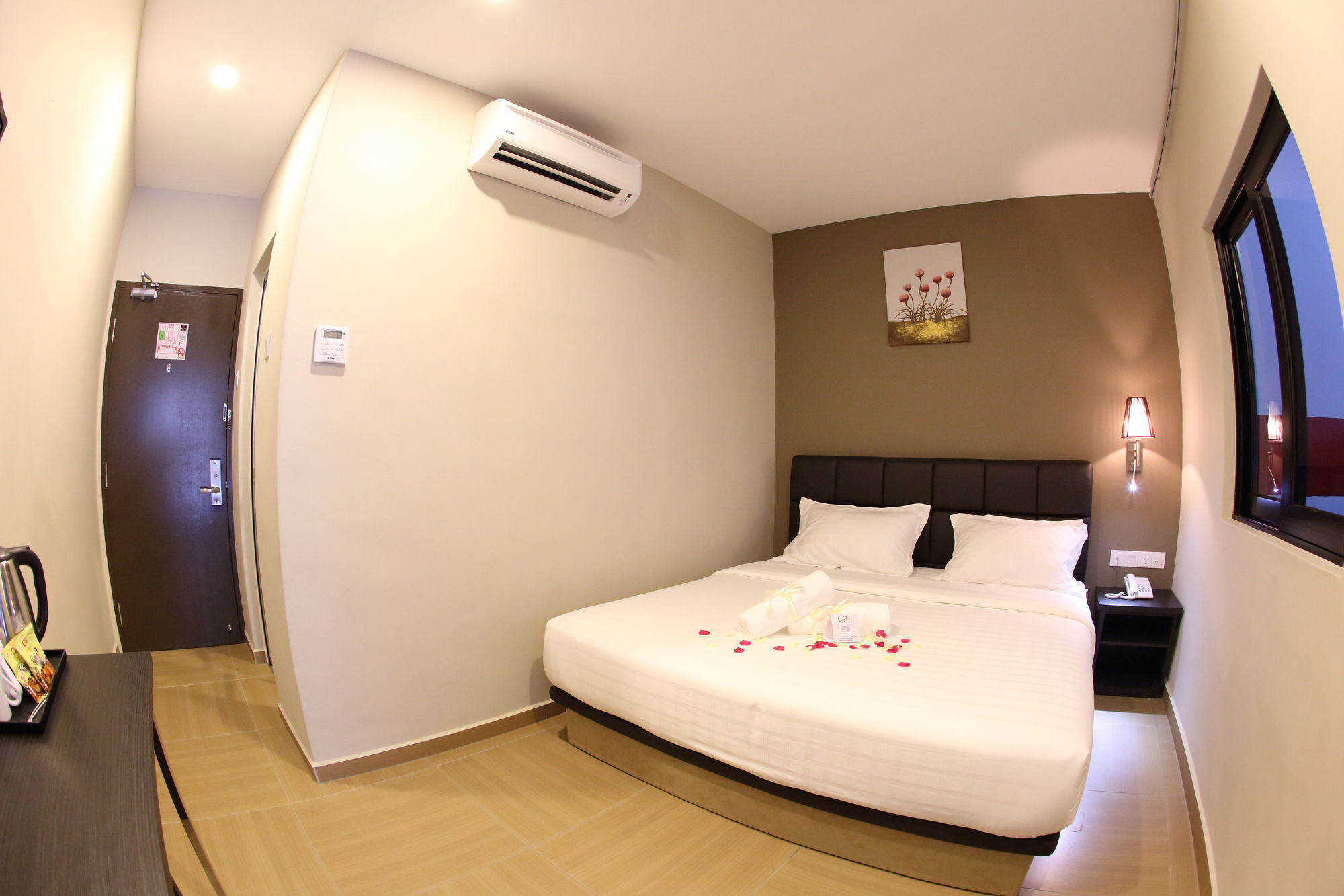 จีแอล โฮเต็ล Hotel เกอลวง ภายนอก รูปภาพ